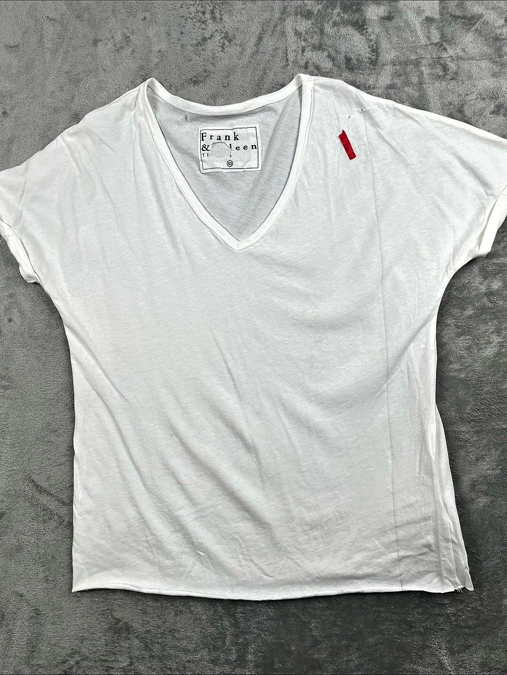NEW Frank & Eileen XS White Cotton V-Neck Tee FLAW